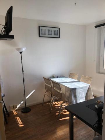 Jardin Fleury Apartment Gien Exterior photo