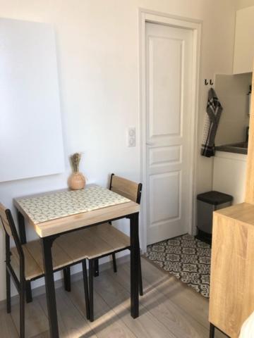 Jardin Fleury Apartment Gien Exterior photo